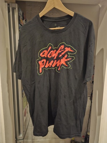 Official daft punk - official, homework